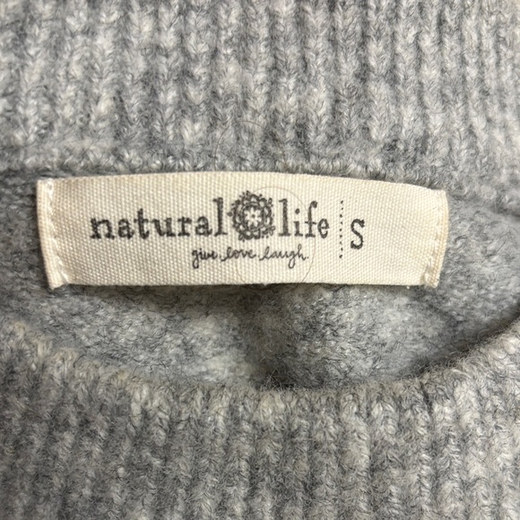 NATURAL LIFE Gray Sweater with Colorful Floral Design - Picture 3 of 4